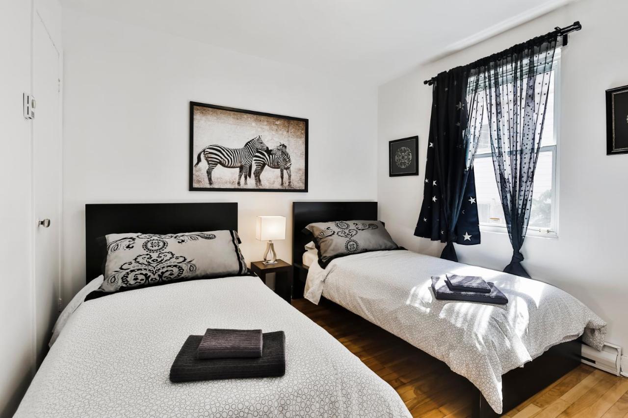 Free Parking In Beautiful Lachine Montreal Bagian luar foto