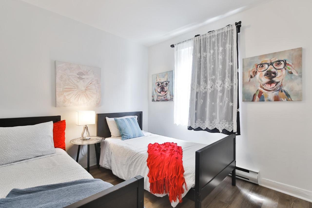 Free Parking In Beautiful Lachine Montreal Bagian luar foto