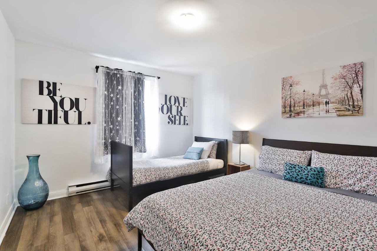 Free Parking In Beautiful Lachine Montreal Bagian luar foto